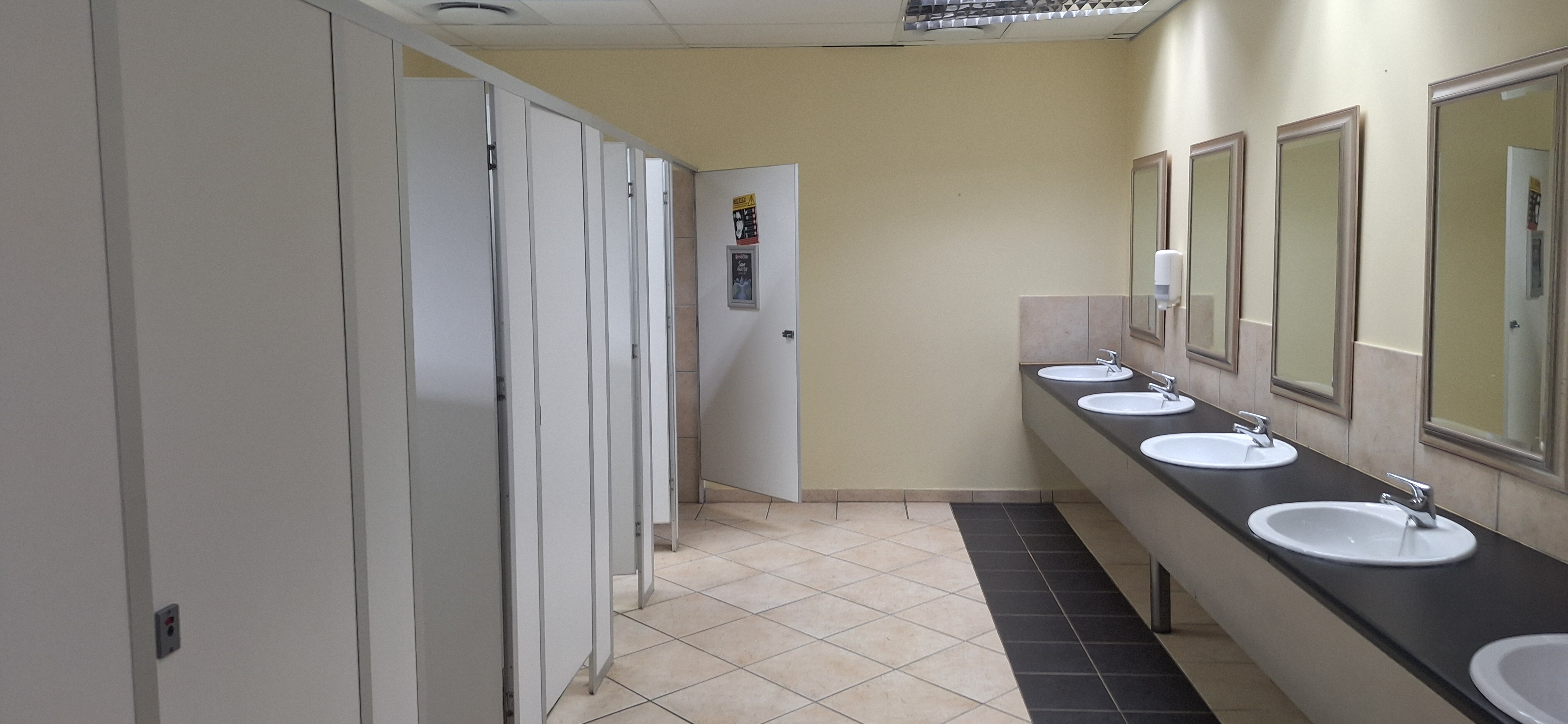 Toilet Photo