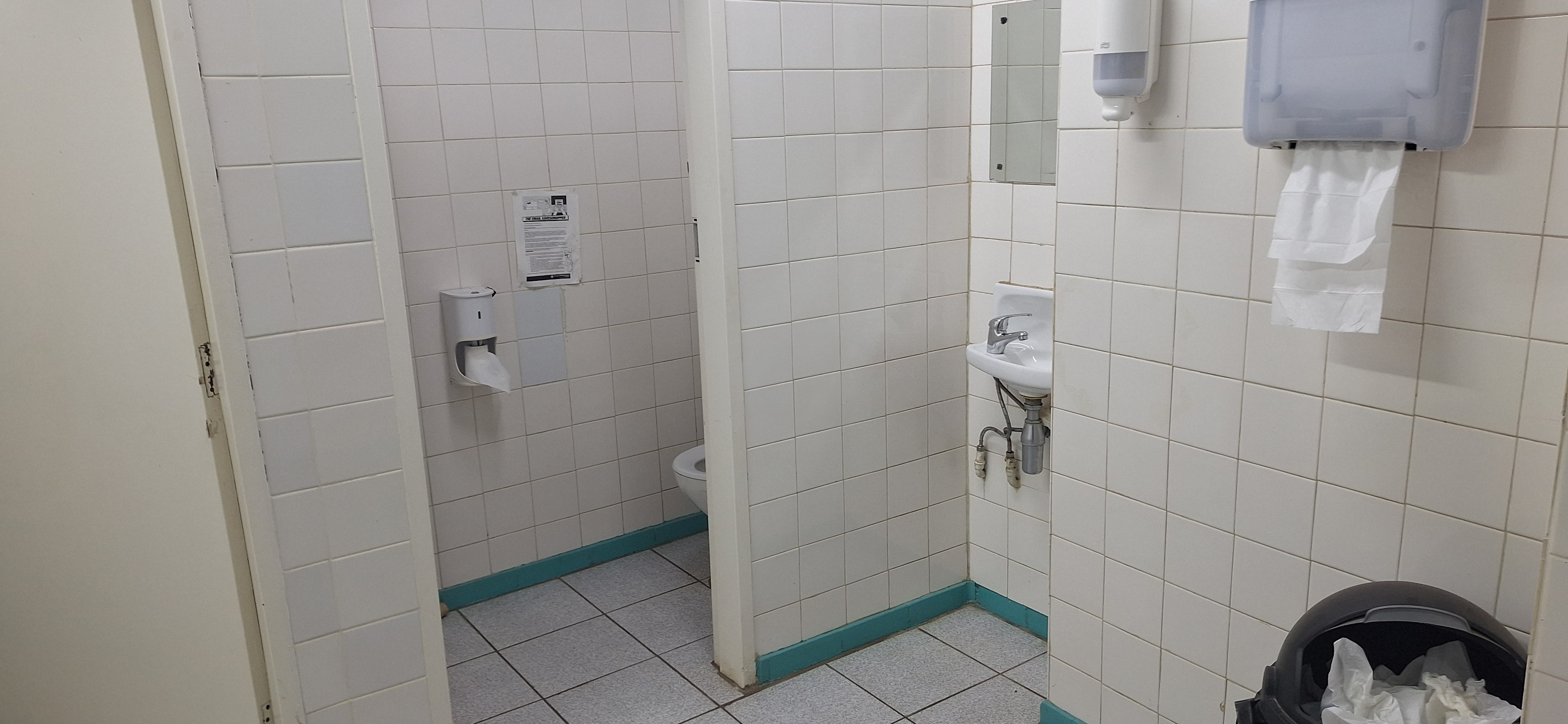 Toilet Photo