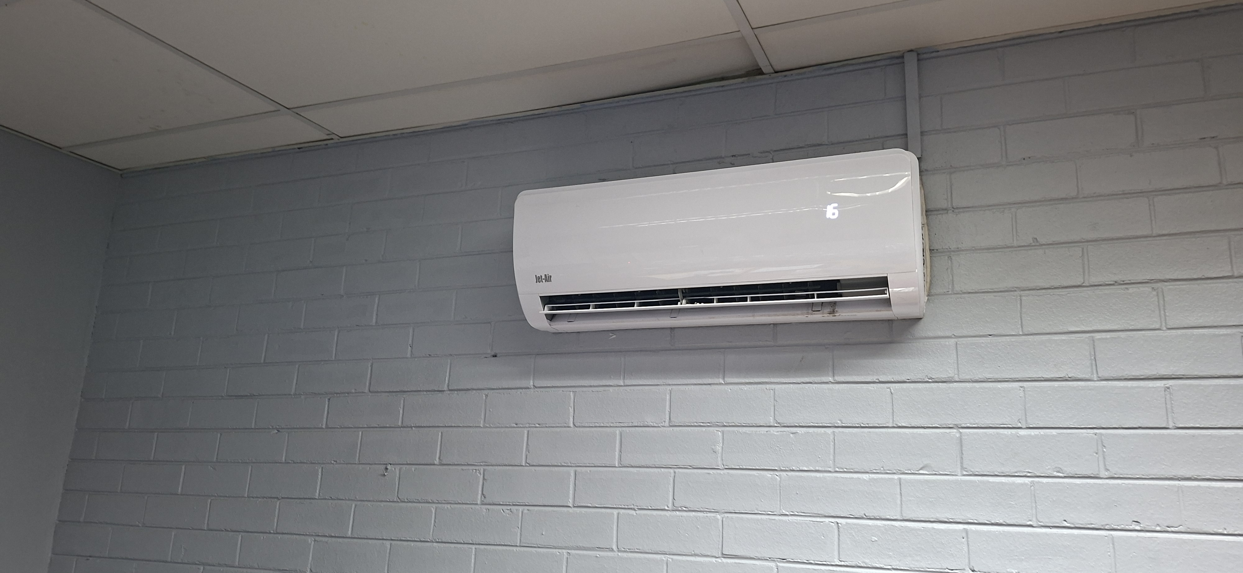 AC Image