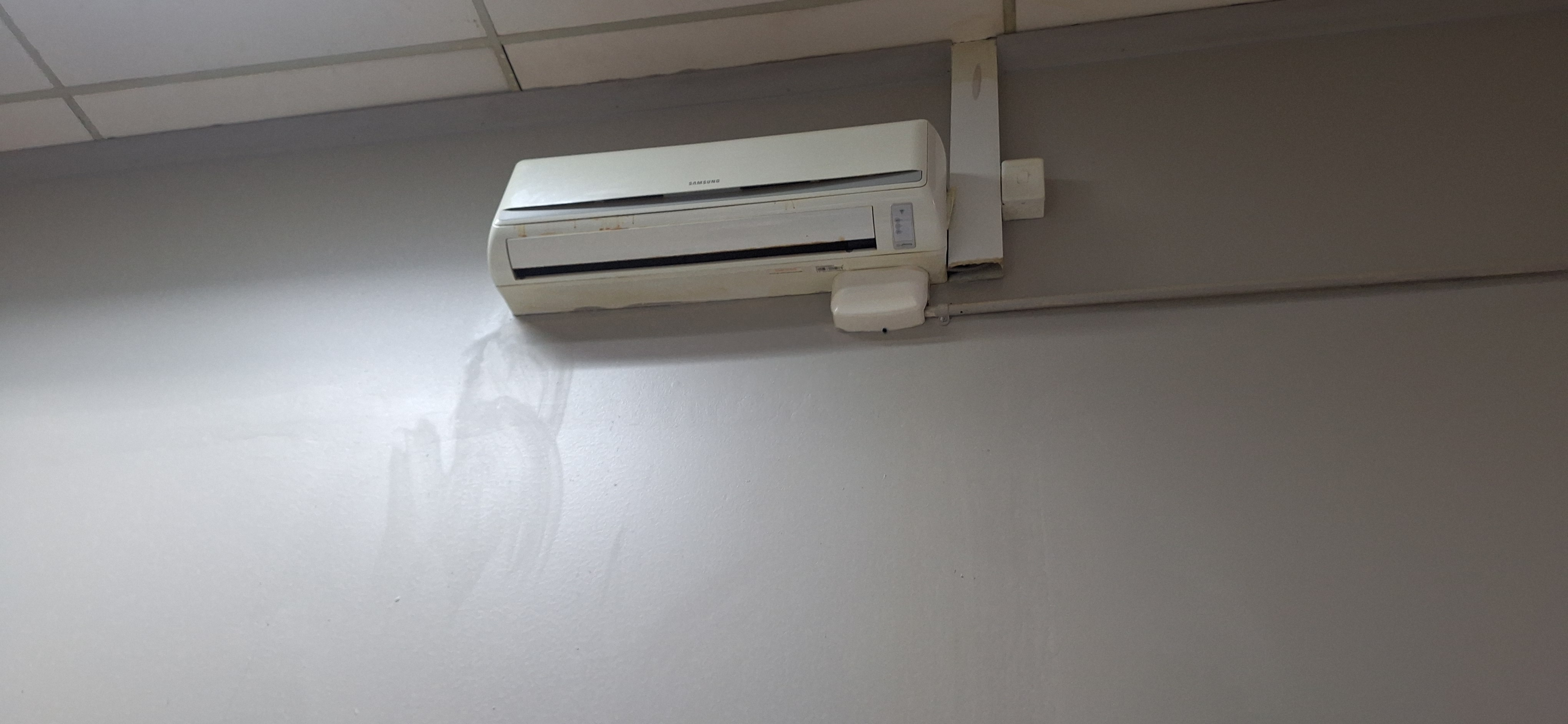 AC Image