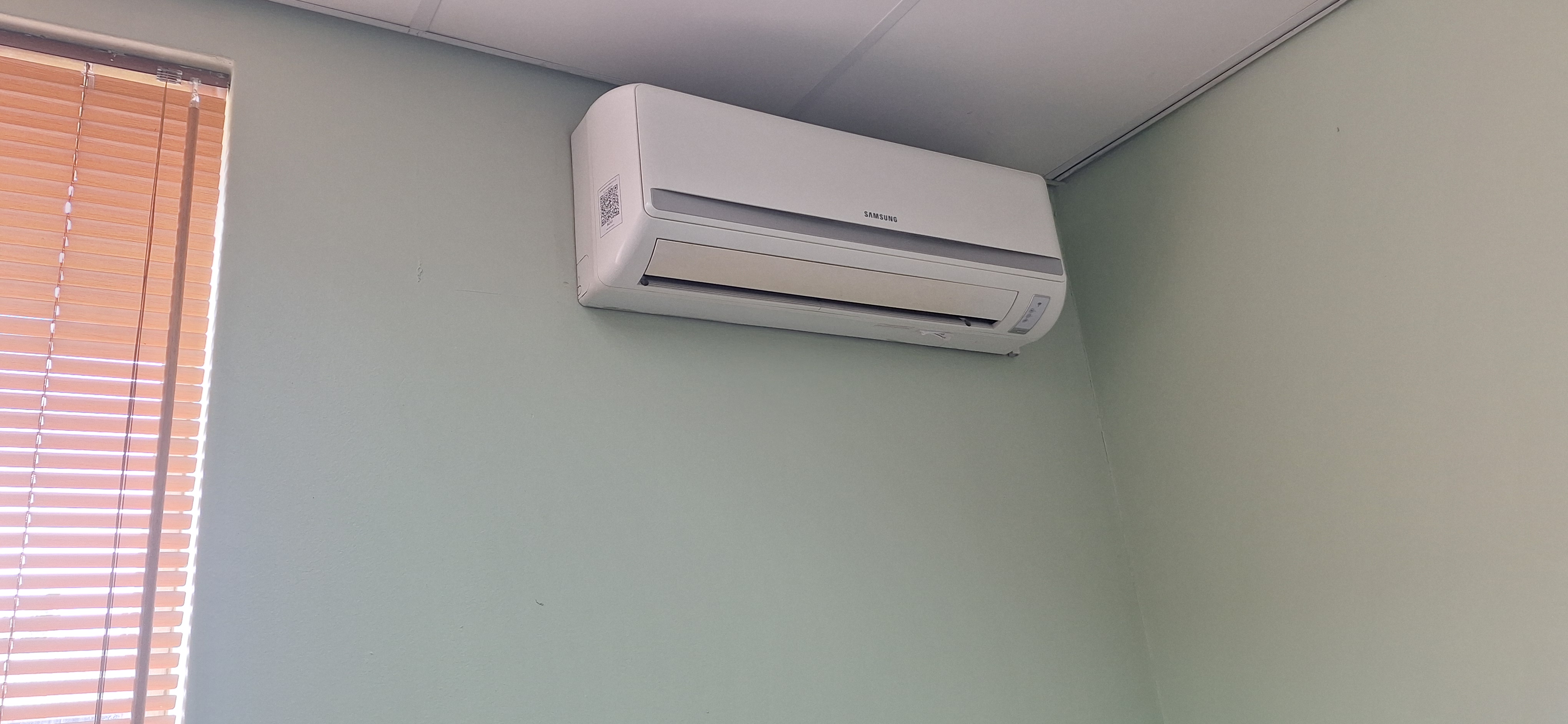 AC Image